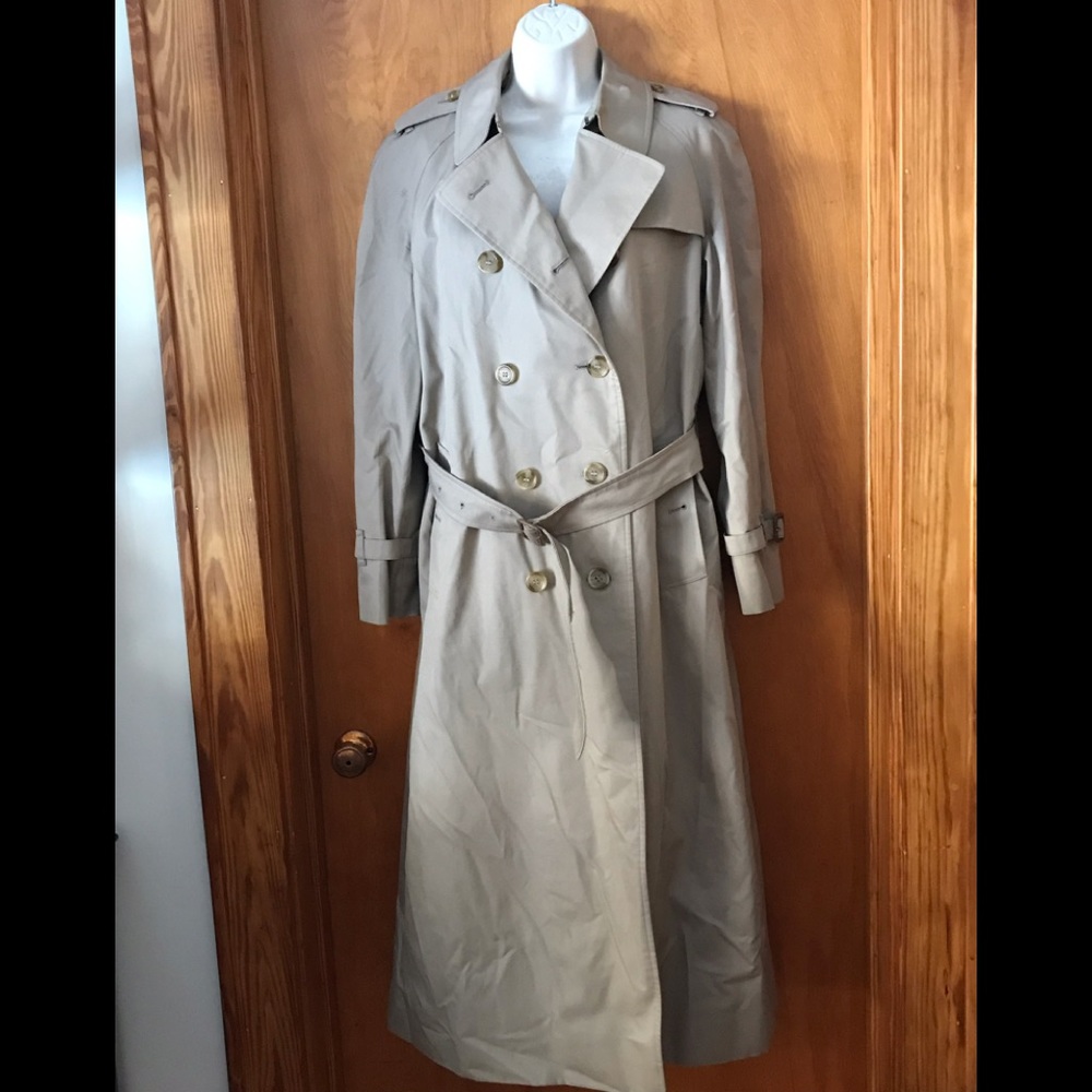 Authentic Vintage BURBERRYS’ trench coat size 10 X-Long with zip out lining